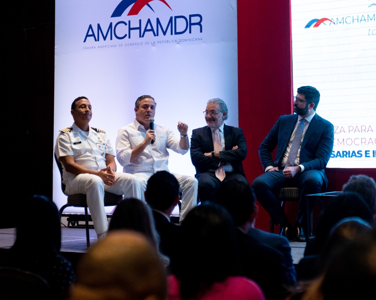 APORDOM participa en foro de alianza para el desarrollo en democracia