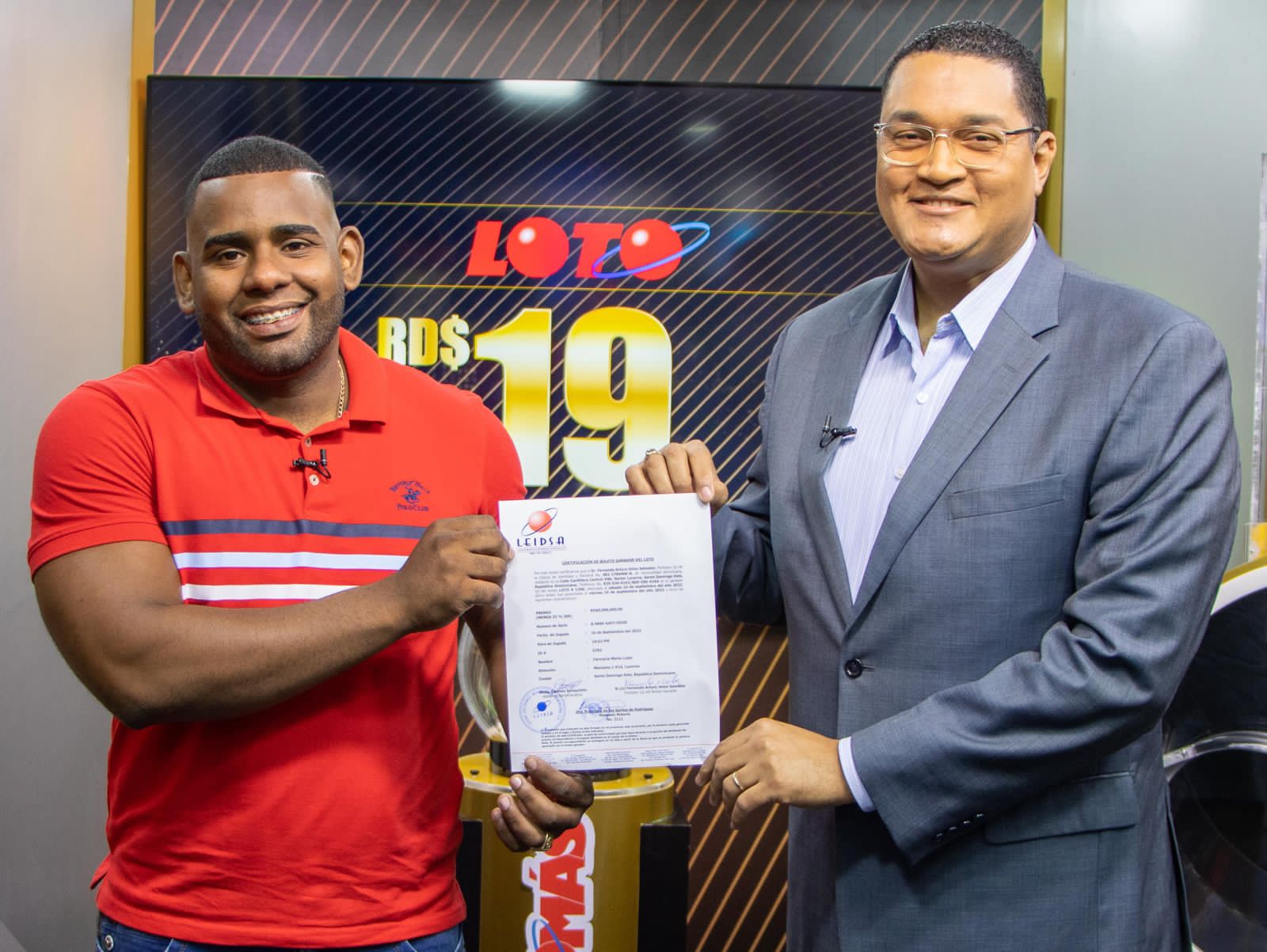 Aparece uno de dos ganadores se dividirán premio de 19 millones del Loto