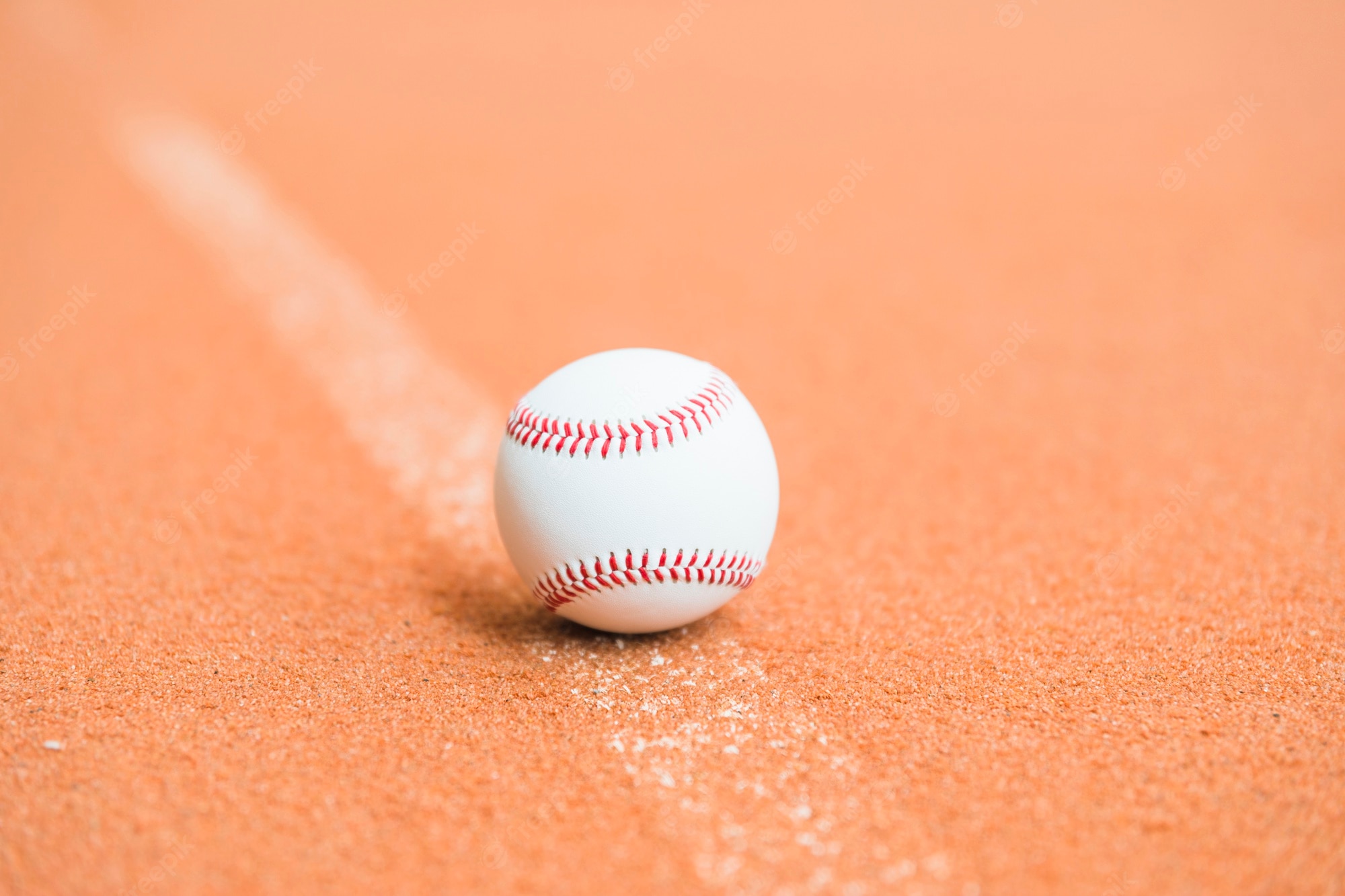 Comunitarios reclaman construcción de un estadio de beisbol en San Juan; casi termina en tragedia