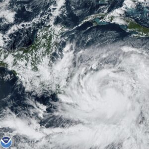 El huracán Julia impacta Nicaragua 