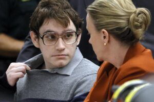Autor de masacre en Florida es sentenciado a cadena perpetua 
