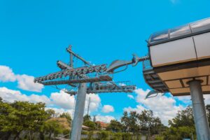 Teleférico Los Alcarrizos avanza montaje de cables con mira a su posible entrega en diciembre