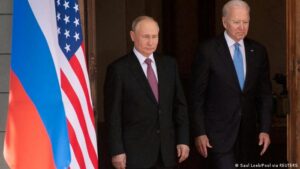 Biden afirma que Putin está en una 