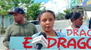 Comunitarios protestan por construcción de una escuela más amplia en Nagua
