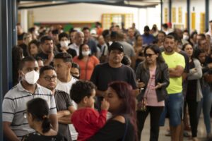 Comicios brasileños con tranquilidad en sus primeras horas