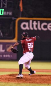 Juan Francisco y Kelvin Gutiérrez jonronean en victoria de Gigantes sobre Toros