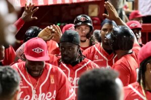 Escogido pone número a la casa; Tigres palean frente a Toros; Águilas derrotan a Estrellas
