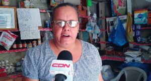 La queja de una mujer contra Edenorte por alta factura eléctrica en Nagua