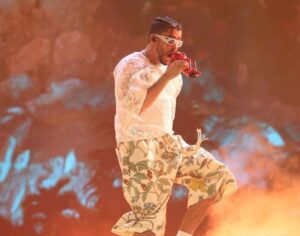Bad Bunny concluye su presentación artística en República Dominicana sin desperdicios