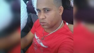 En Hato Nuevo de Azua sargento de la PN se quita la vida de un disparo 