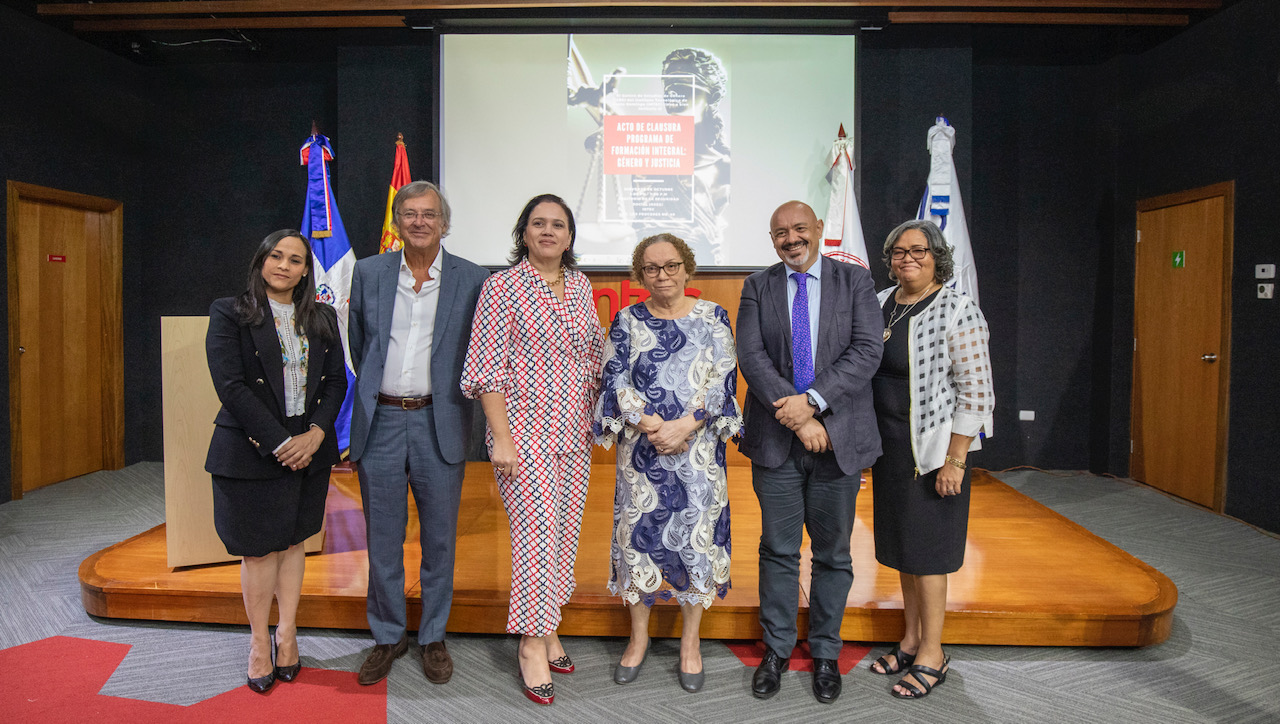Ministerio Público imparte capacitación a fiscales de unidades a cargo de casos de violencia de género
