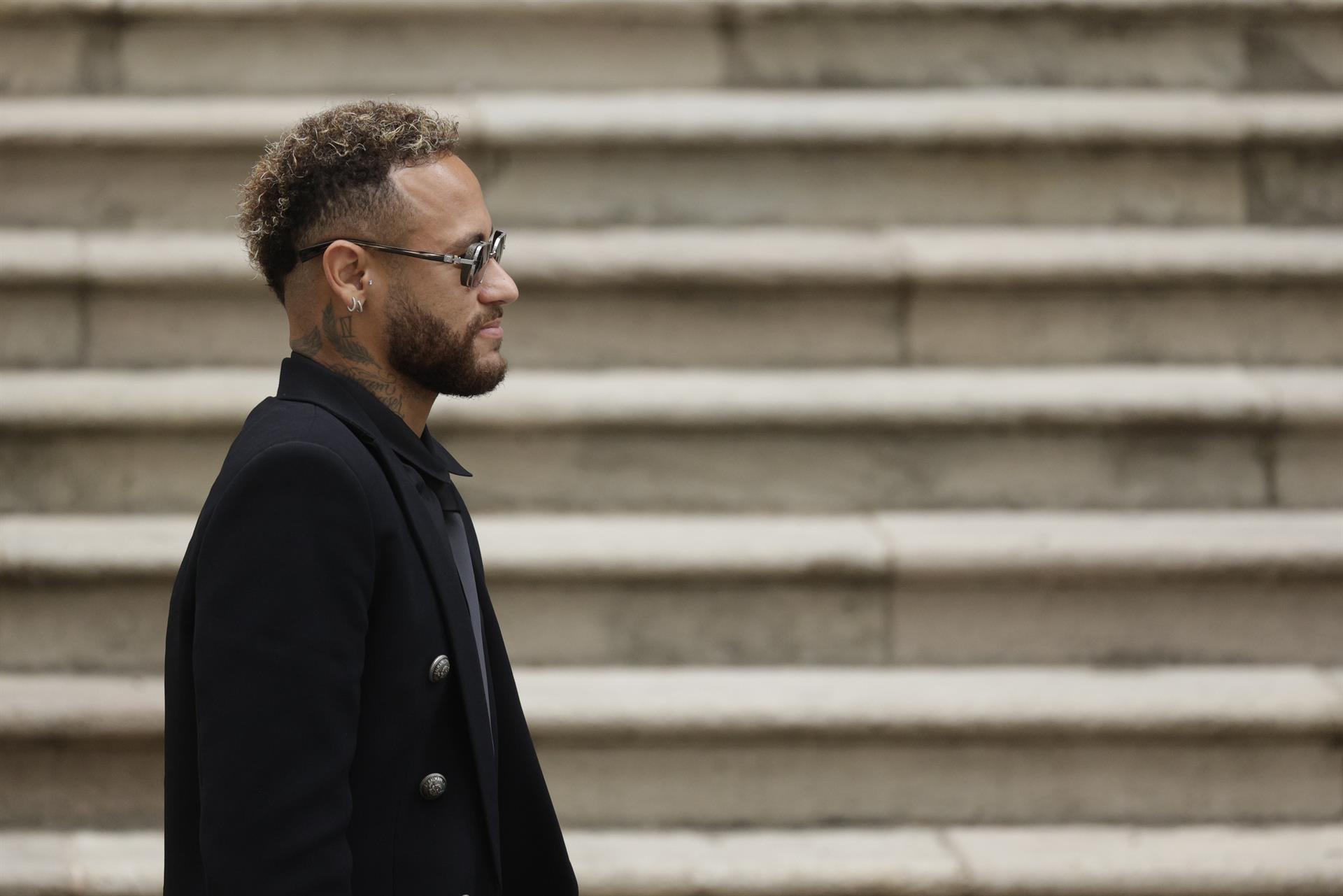 La Audiencia dispensa a Neymar de estar presente en el primer día de juicio