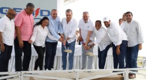 Abinader inicia construcción de carretera en provincia María Trinidad Sánchez 