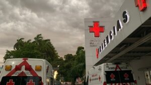 Más de 100 estudiantes se intoxican con presuntos narcóticos en una escuela mexicana 