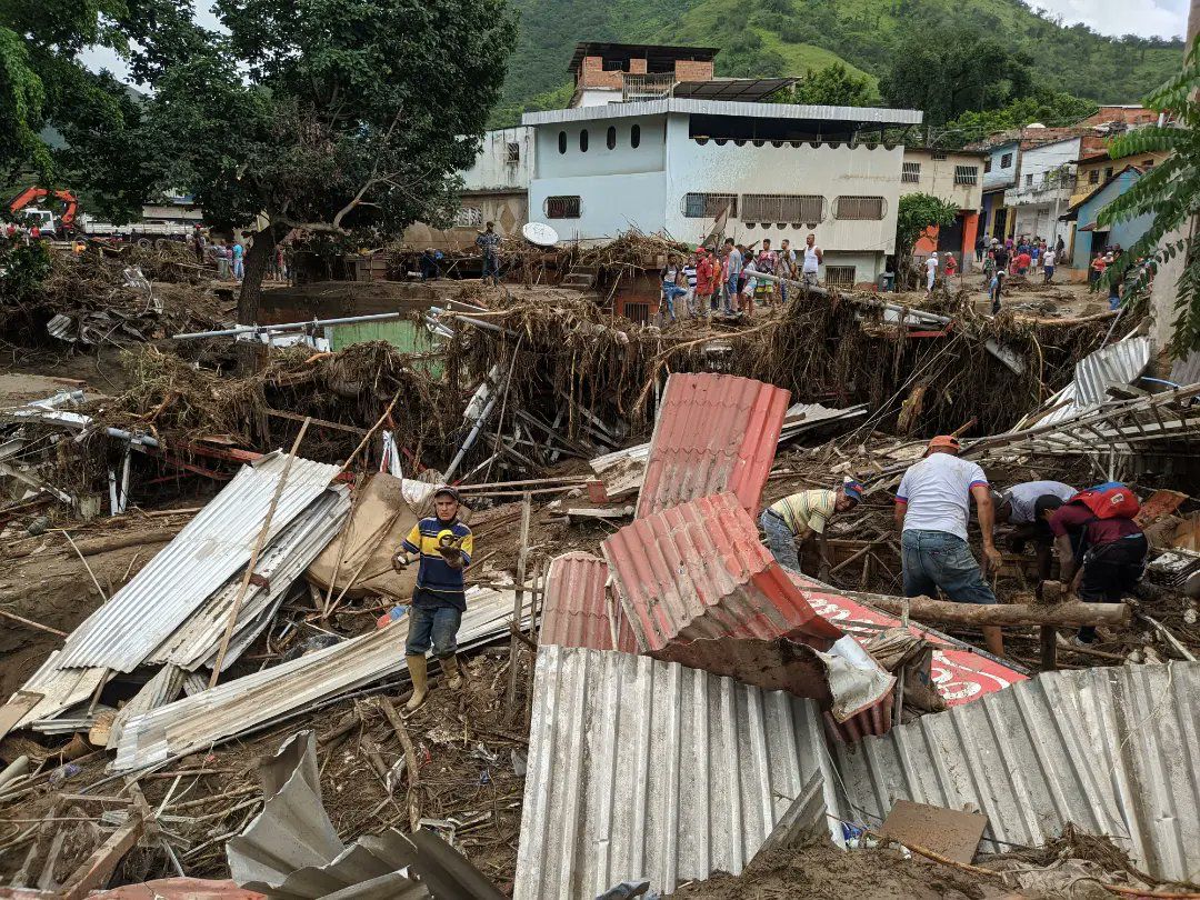 Más de 700 viviendas destruidas por inundaciones en zona central de Venezuela