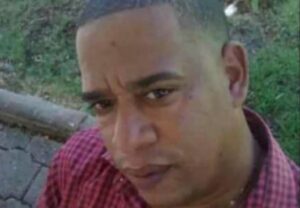 Matan a tiros un oficial de la Policía para robarle su arma en Villa Altagracia