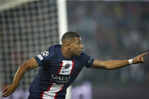  PSG desmiente los detalles filtrados del contrato de Mbappé