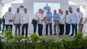 Obras Públicas invertirá 25 mil millones de pesos en reparación de calles de Santo Domingo Este 