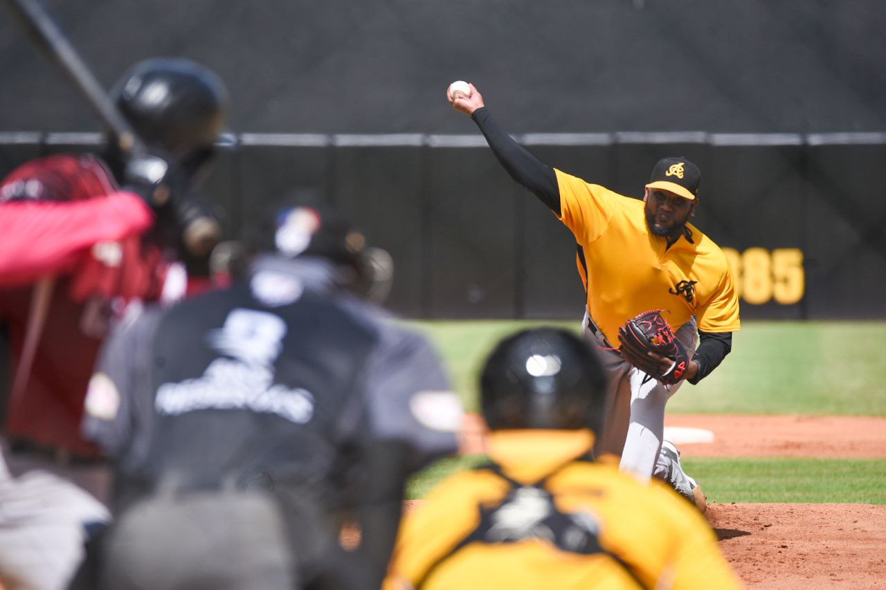 Águilas y Gigantes vuelven a empatar en juego de pretemporada