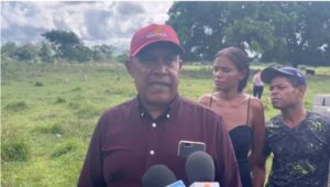 Denuncian INAPA se adueña de 45 mil metros de tierra en Villa Riva
