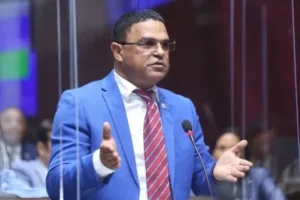 Condenan diputado Sadoski Duarte a tres meses de prisión por violencia contra raso PN