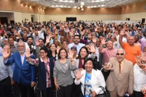 Margarita Cedeño exhorta a votar en la consulta del PLD