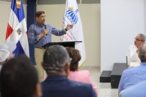 Ministerio de Agricultura rinde homenaje a agrónomos en su día