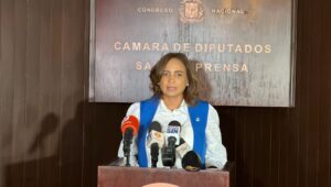 Diputada deposita proyecto de ley para promoción y fomento de agricultura orgánica