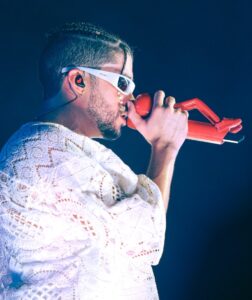 RD se rinde ante Bad Bunny en dos noches seguidas