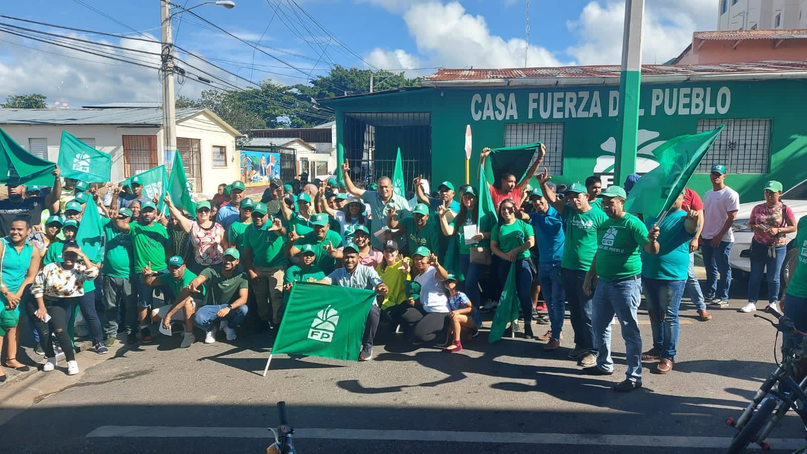 Fuerza del Pueblo toma las calles en todo el territorio nacional en busca de nuevos afiliados
