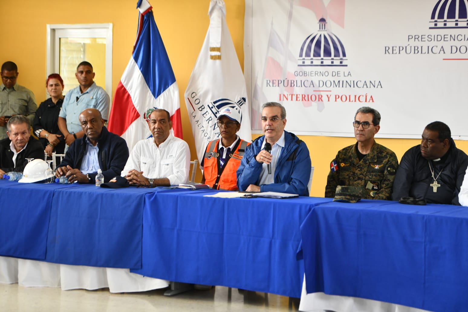 Obras Públicas llevó asistencia a personas del Este afectadas por el huracán Fiona