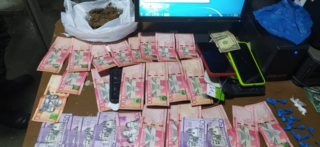 "Payasos delincuentes" son apresados en Esperanza tras persecución