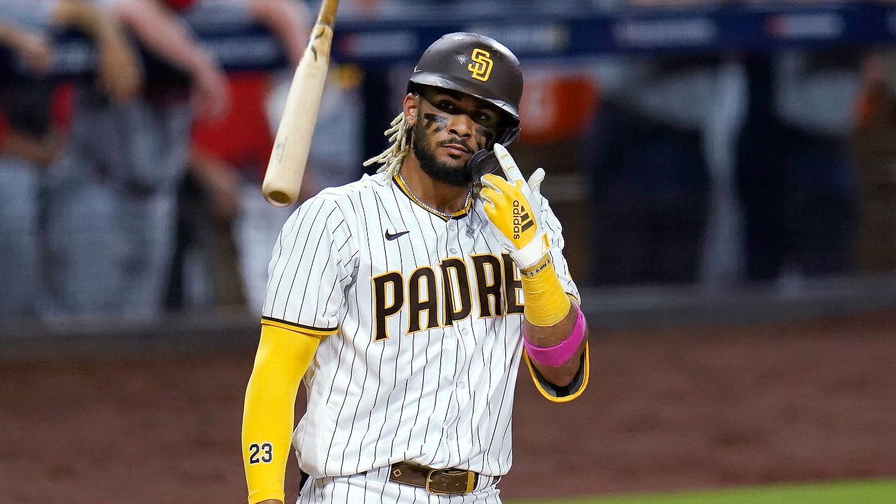 Operan a Fernando Tatis Jr. de la muñeca por segunda vez