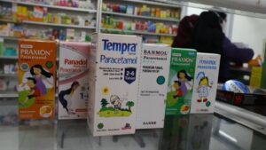 Mueren 159 niños en Indonesia por jarabes contaminados 