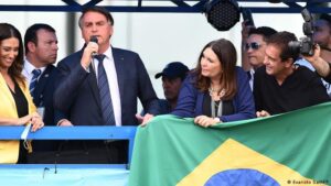Partido de Bolsonaro pide invalidar las elecciones ganadas por Lula 