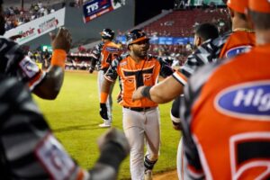 Wendell Rijo y Rogelio Armenteros los MVP de la Semana