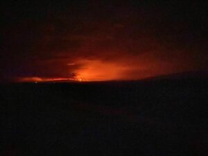 Entra en erupción en Hawái el volcán activo más grande del mundo