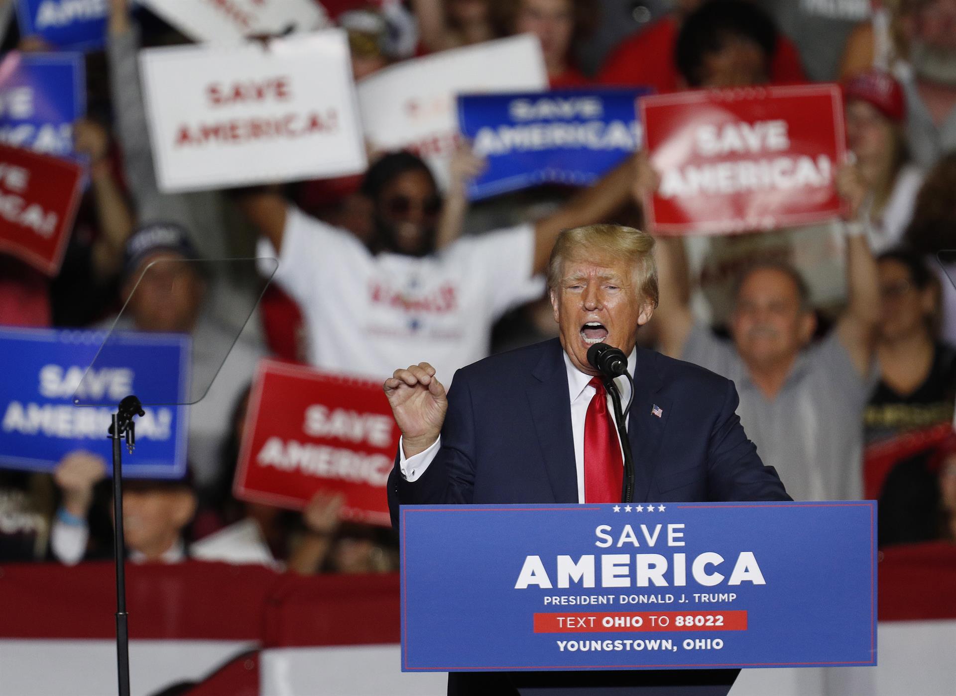 Expresidente Trump ataca a Ron DeSantis, gobernador de Florida
