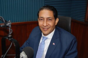 Gatón dice RD no puede cargar con problema haitiano y Haití necesita un plan de desarrollo