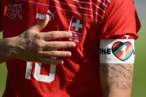 La FIFA amenazó con 