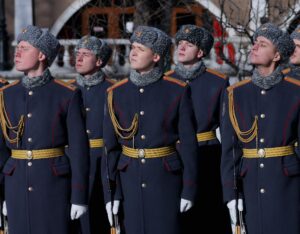 Las escuelas rusas impartirán preparación militar inicial desde 2023