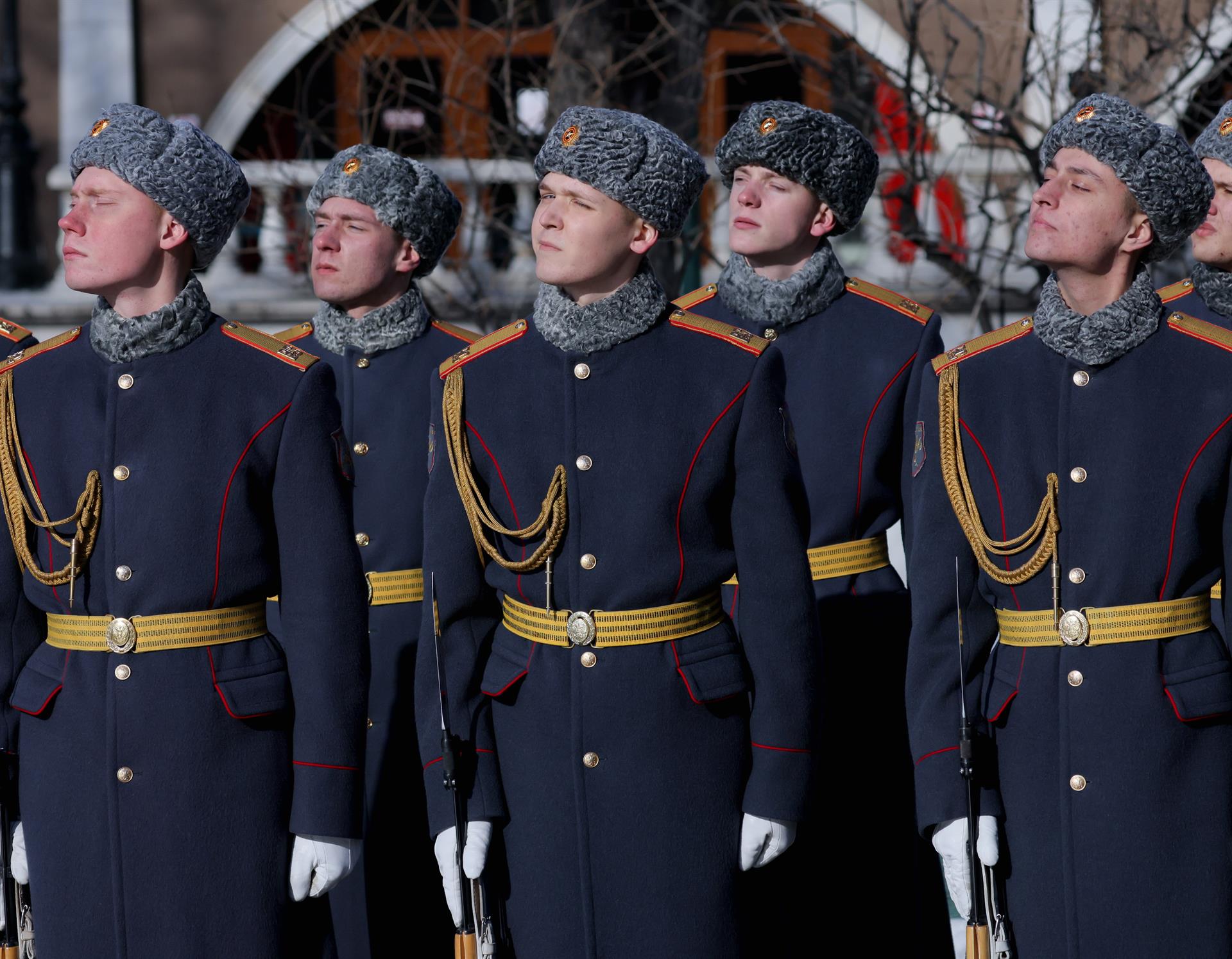 Las escuelas rusas impartirán preparación militar inicial desde 2023