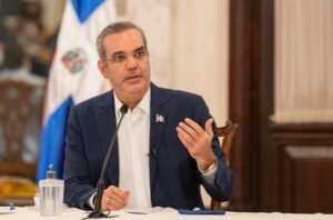 El presidente Abinader asegura dará cumplimiento a lo que establece la constitución dominicana 