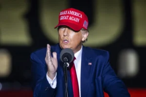 Crecen los rumores sobre un anuncio inminente de la candidatura de Donald Trump 