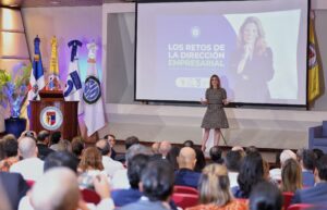 Ligia Bonetti llama al empresariado a trabajar por el desarrollo sostenible del país