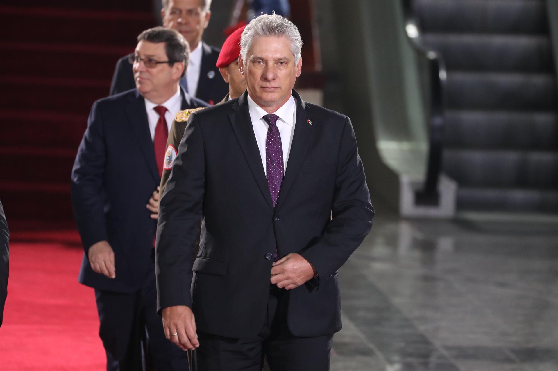 Presidente de Cuba busca solución internacional a la crisis energética