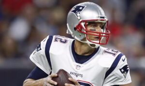 Tom Brady, primero en la historia de NFL en superar 100,000 yardas por pase