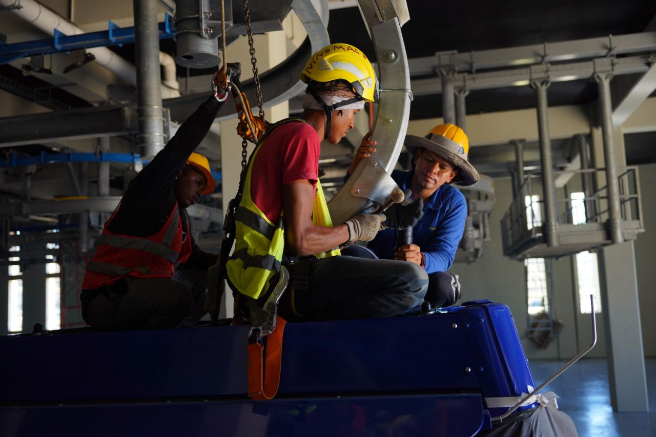 Llegan las cabinas del Teleférico en Los Alcarrizos
