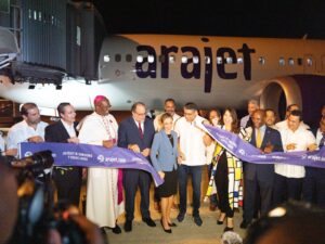 Arajet inaugura ruta histórica entre Santo Domingo y Kingston 