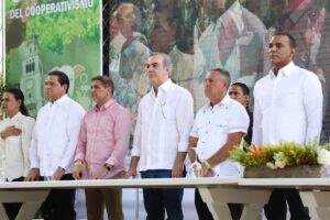 Senador Carlos Gómez destaca visita del presidente Abinader a Moca